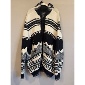 American Eagle Outfitters Black and White Zip Up Sweater